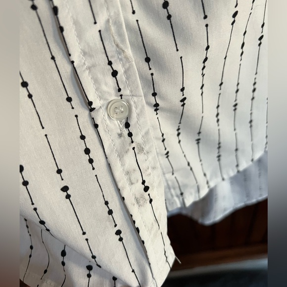 NWT White w/ Black Stripes Button Up - Picture 5 of 6